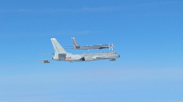 中俄成功会师，四大航母齐聚西太？高市白送中国一份“大礼”