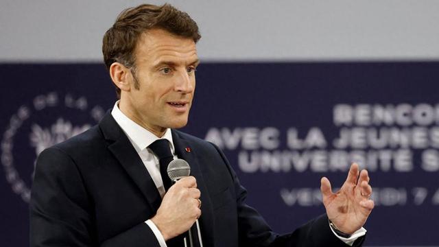 欧盟27国要彻底输了！马克龙专机还未起飞，中国官宣一项特殊安排