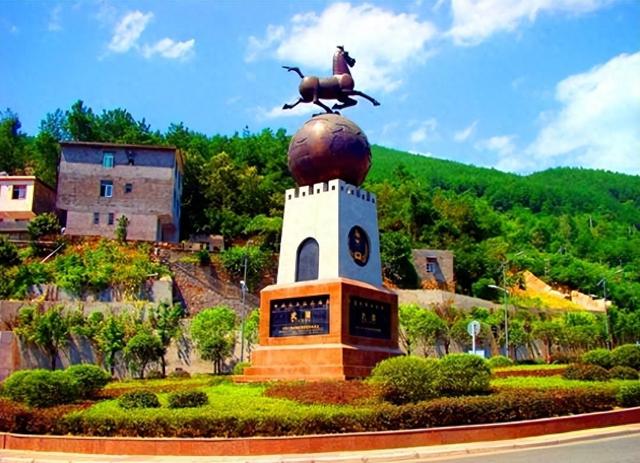 重庆旅游：难忘探寻武隆天坑的神奇（图）