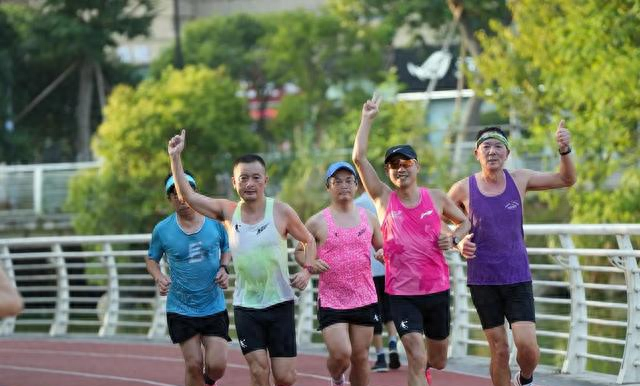 跑步越久越喜欢独自跑，原因有3点，有认同的吗？