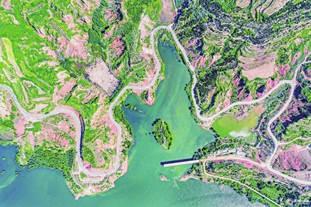 驰骋旅游公路 邂逅平陆山河多维魅力