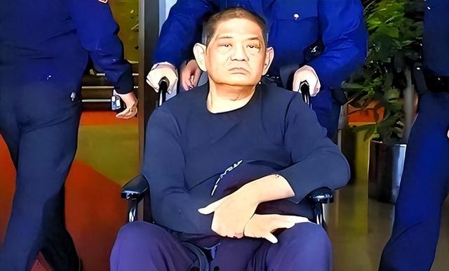 100多位情妇，包养费上亿元，9女同床却落得个凄凉下场、人财两空