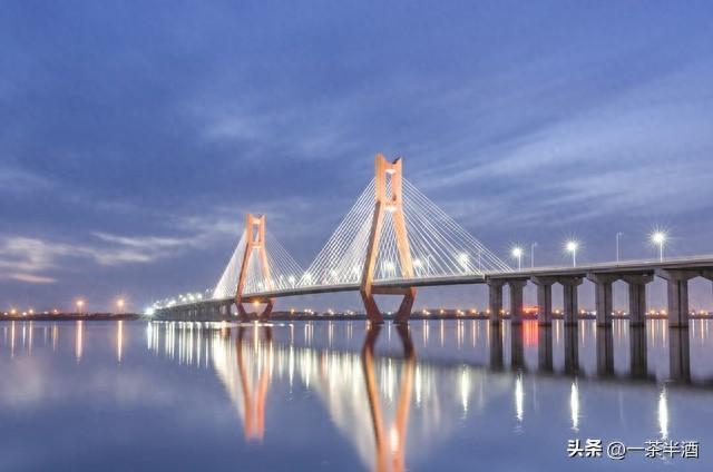 自驾营地：山东临沂市境内免费自驾露营地停车场主要景点特色美食