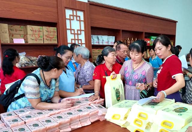 品生态米，赏农旅景 上林县举办“霞客眷恋地・庆丰年”活动