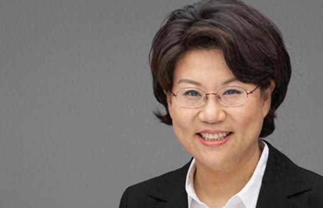 一夜之间，韩国政坛核心位易主，李在明突然下令	，指名要她坐镇