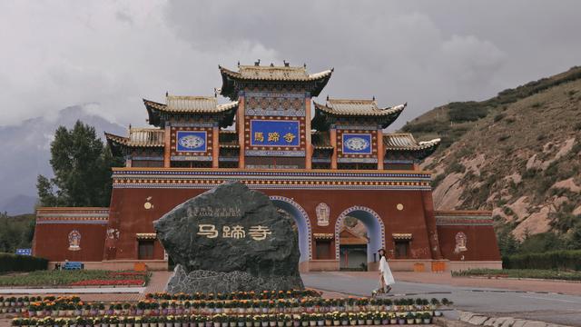 甘肃神秘北凉洞窟，悬崖上的千年佛寺，古人是怎么在峭壁上开凿的