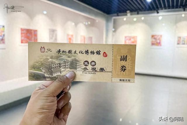 作者都来自农村，铜仁傩博的“民俗韵·乡土情”画展让人眼前一亮
