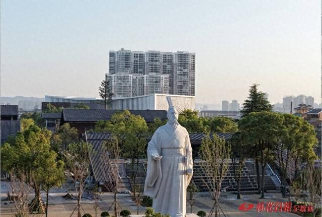 五溪潮涌满目新——写在第五届湖南旅游发展大会开幕之际