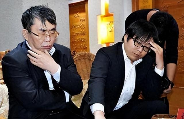 原来他就是聂卫平长子	，移民日本改国籍娶日本妻，拒绝让儿子姓聂