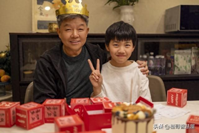 母亲本命年儿子送什么（儿子本命年母亲给买什么礼物其实这三样最好）