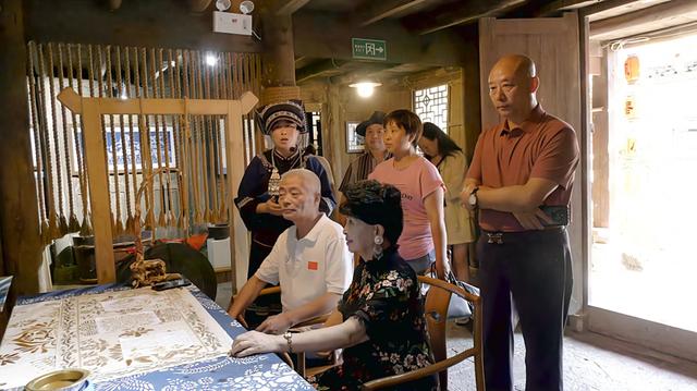 惠水研学探寻布依瑰宝文化传承与青春探索交融