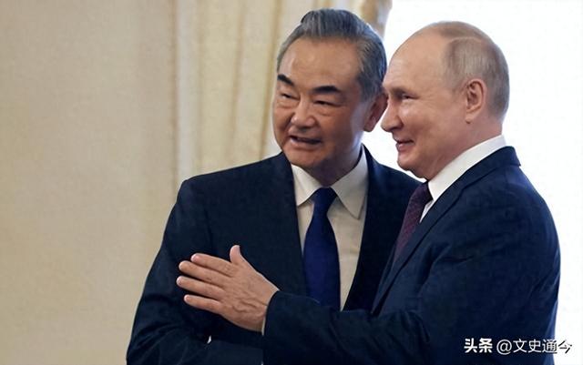 中方公布名单，20多国领导人将赴华，美国出招搅局，不许做2件事