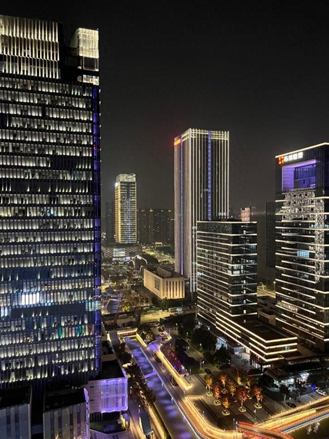 刚从相城回来，毫不客气的说，相城就是全国郊区化发展的天花板！