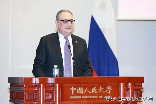 俄驻华大使：俄中关系达历史最高水平 坚定支持中方核心利益