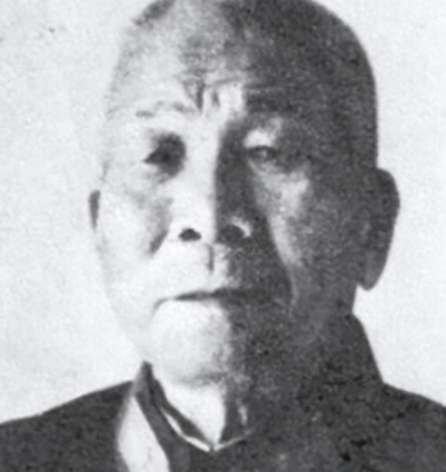 他曾任重庆市委书记	，1984年被降为县委书记，说：在农村也能做事