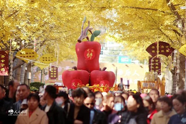 【图看黄金大道】金色长廊映秦州，天水“黄金大道”引客来！