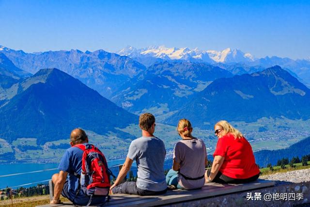 欧游杂记（5）‖ 齿轮火车几上几下瑞吉山，缆车凌空飞跃韦吉斯