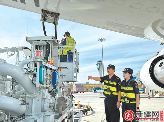 乌鲁木齐航空口岸加注保税航油突破10万吨