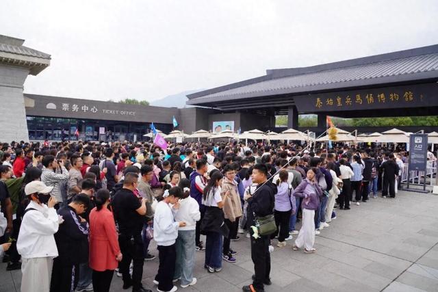 文旅发展直击一线丨临潼“秦唐黄金线”成为省外游客假期入陕首选
