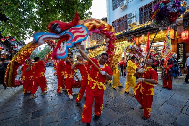 太极古镇镇远行：龙神嫁妹与千年古城的邂逅