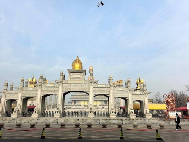 免费没人，收费更没人，山东60亿景区，到底错在哪？