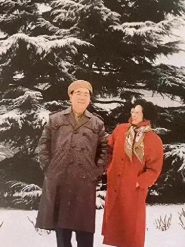 14年，李鹏坦白与周总理的真实关系：别人说我是他的养子，不正确
