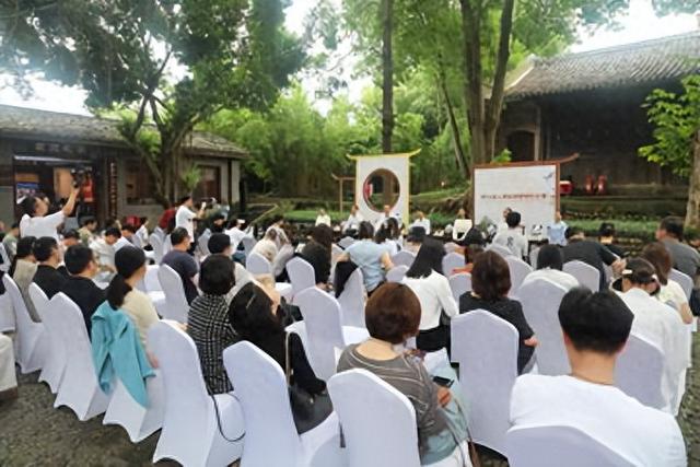 “万千气象看四川·文旅融合发展”系列主题新闻发布会——宜宾专场举行