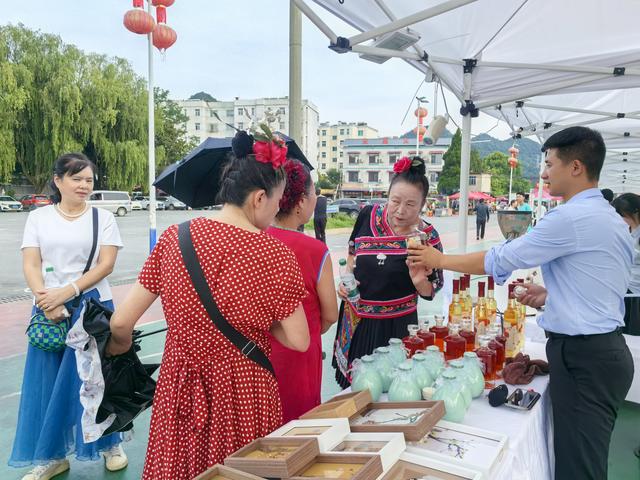 “花漾高峰”让贵安“花期经济”四季常青