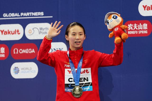 只要参赛就是冠军，陈芋汐当选世界泳联年度最佳女子跳水运动员