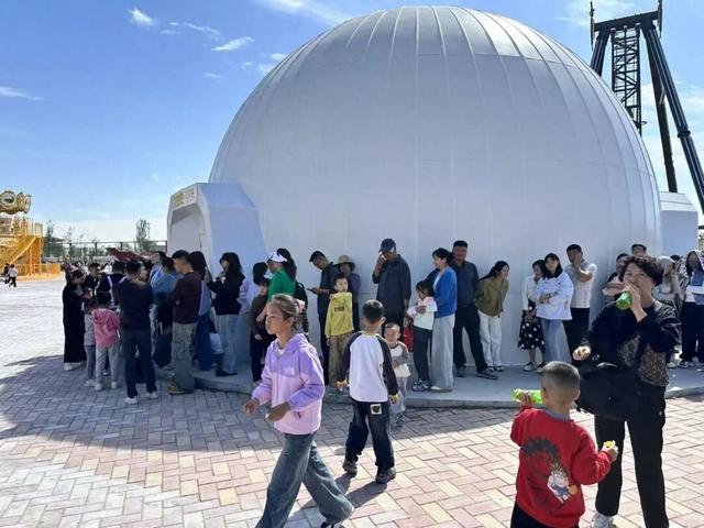 全国布点全自投景区球幕影院布局项目在甘肃武威凉州区试运营