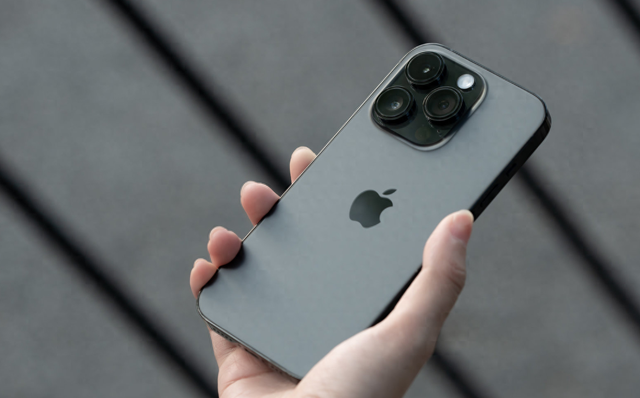 苹果x手机防水吗（公认极具亮点的3款iPhone手机）