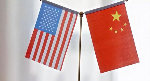挂断中方电话后，特朗普像变了个人，北京阅兵典礼，该给他留个座