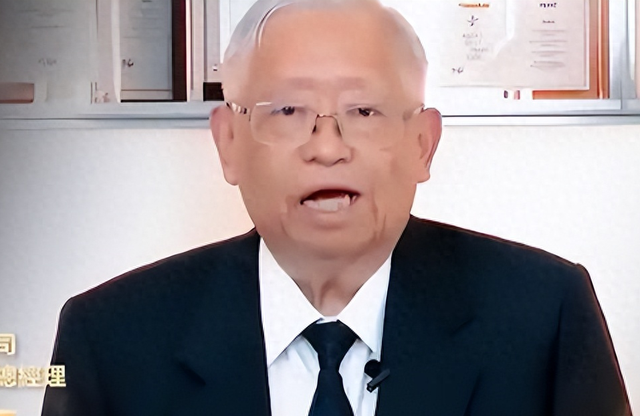 75岁芯片大佬潜逃美国！带核心技术机密，中国半导体经济警报拉响