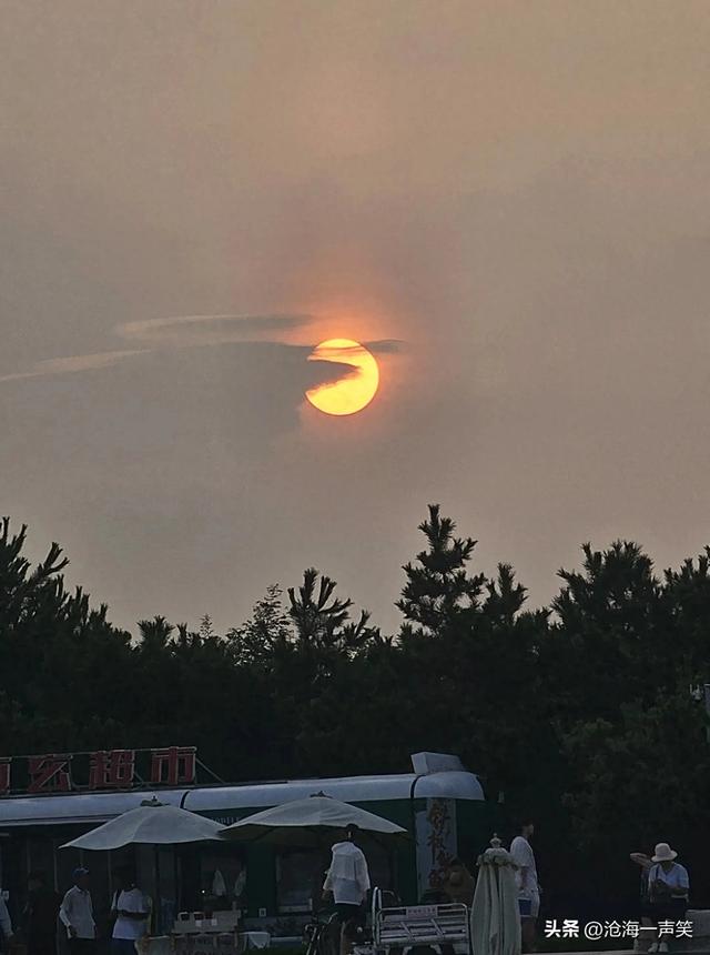边字开头的成语（大海边的夕阳）