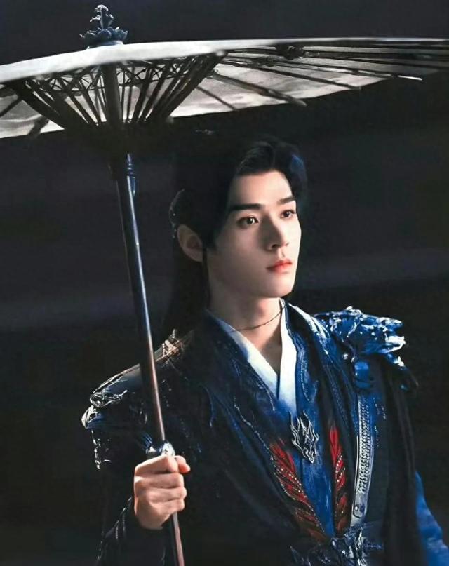 明明同一人，演完《入青云》演《暗河传》，换个造型差点没认出