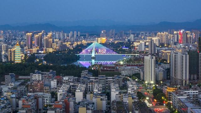 江西省将会出现下一个“南昌”，并不是九江，而是这个城市