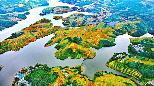 决胜“十四五” 迈上新台阶丨曲靖，一种“始于山水、归于烟火”的生活