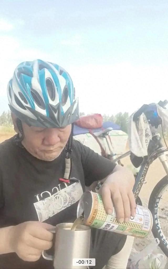 一人一车奔赴远方,终成遗憾:悼山西骑行博主“三哥”