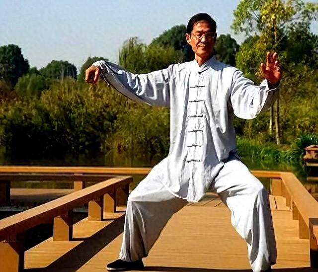 每天站桩高效实操：4步练出真收获，不做无用功