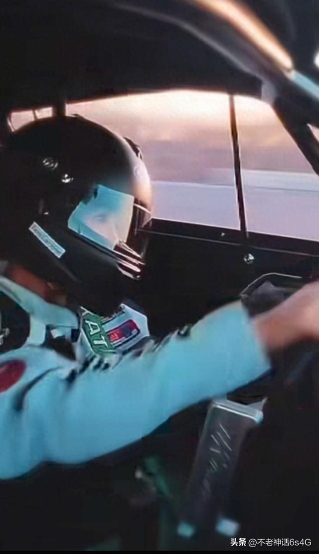 白鹿自驾318国道引爆网络！