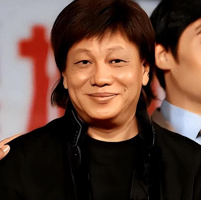 梁小龙去世细节曝光！坚持7小时等亲人赶到，小20岁妻子有苦难言