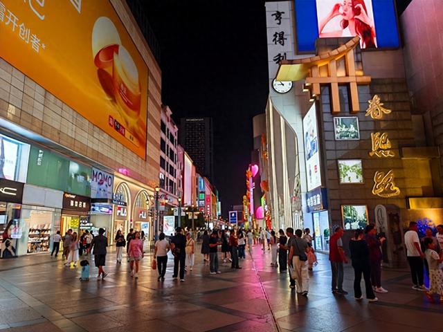 四川旅游：从熊猫基地到三星堆博物馆（图）