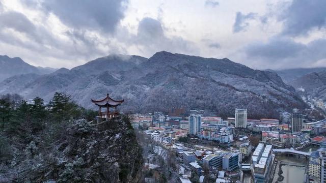 陇南康县：初雪，赠你一城清白
