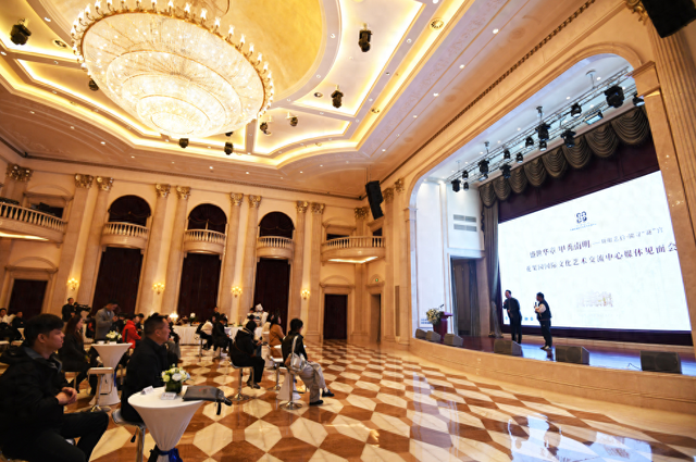 花果园国际文化艺术交流中心举行媒体开放日活动 解锁贵阳地标新业态新玩法