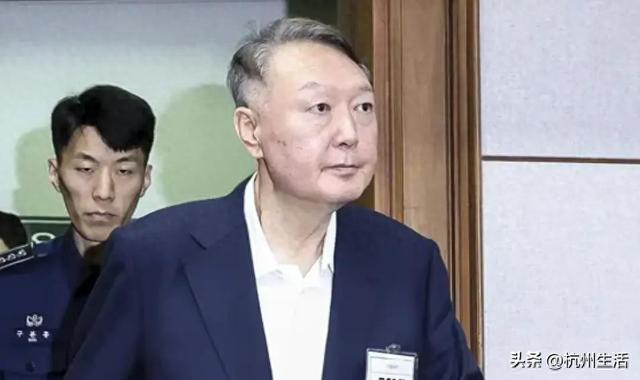 尹锡悦的首次量刑，出乎所有人的意料，李在明最后关头网开一面？