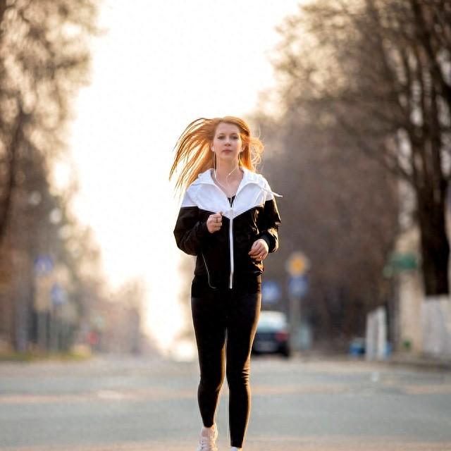 中老年冬跑不感冒的秘密？协和专家：就5个动作，比穿棉袄管用！