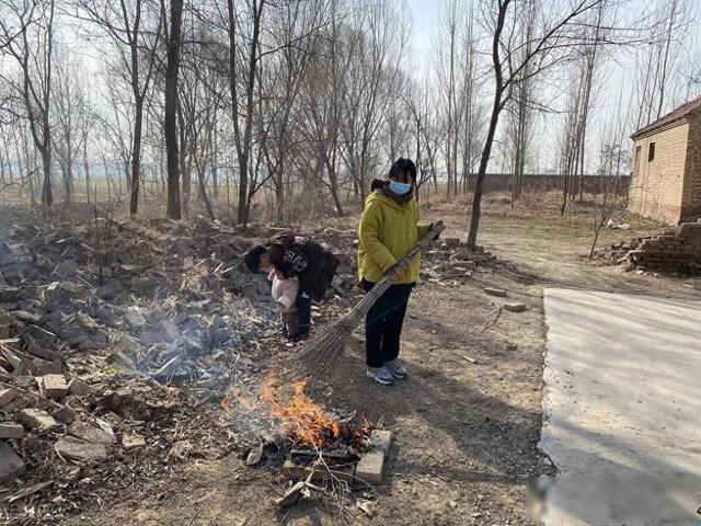 “三人不上坟，后代子孙旺”，哪三类人不能上坟？上坟有啥讲究？