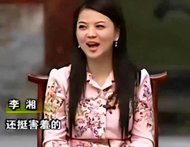 李湘终于不忍了，公开坦白与释永信关系，黑丝亲吻照终于真相大白