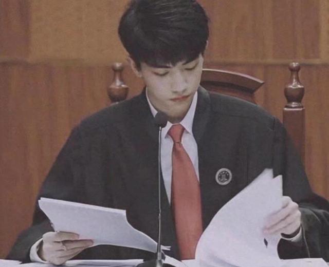 太突然！李晨官宣结婚，夫妻合照曝光，全网恭喜	，终于等到这一天