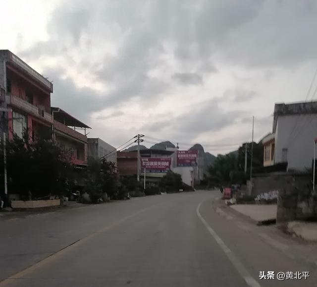 广西崇左市撤销的小乡，解放初期是大新县县城，为何后来被裁掉？
